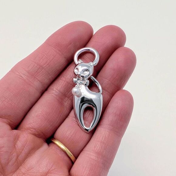 Mikimoto Jewelry - Mikimoto Cat necklace pendant with Akoya Pearl collar